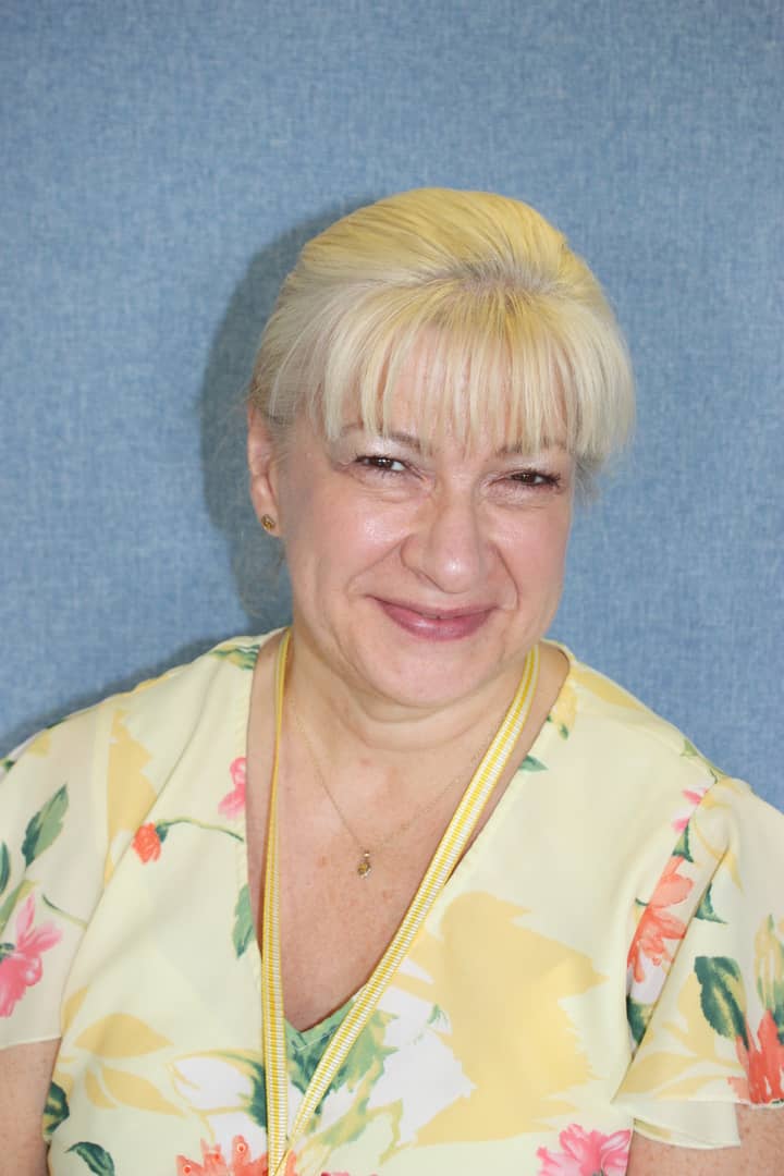 Portrait photo of Gaye Boggon